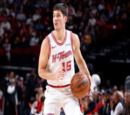 莱奥,扎切罗尼视,角下的脆弱,半岛体育,半岛体育官方网站,半岛体育平台